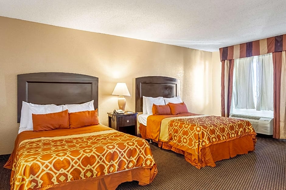 Rodeway Inn & Suites