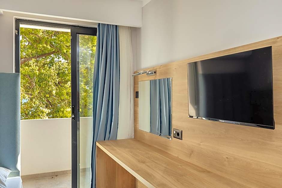 HOTEL TALIA