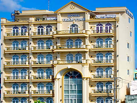 Tran Vinh Hotel