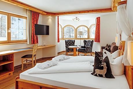 Superior Suite (4 Adults)