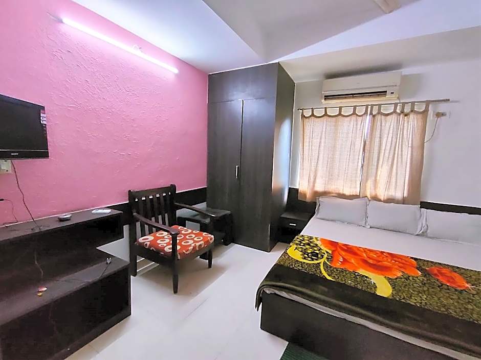 Photo 1 of 14 of Chakra Nayan Tara Sonu Inn