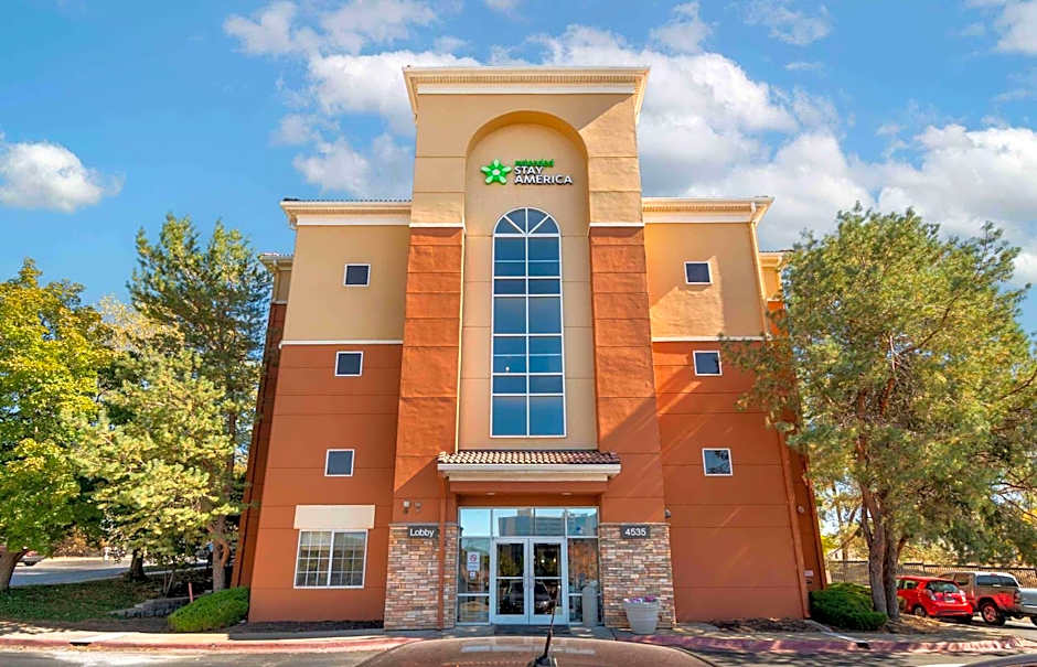 Extended Stay America Suites - Kansas City - Country Club Plaza