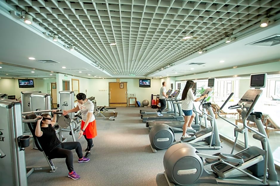 Sunworld Dynasty Hotel