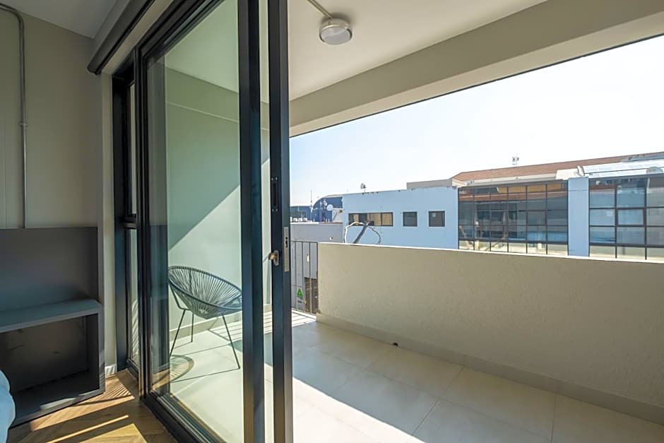 Inn & Out Plus Rosebank