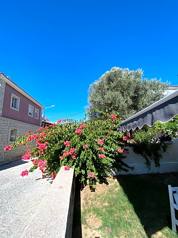 Çakir Bey Hotel