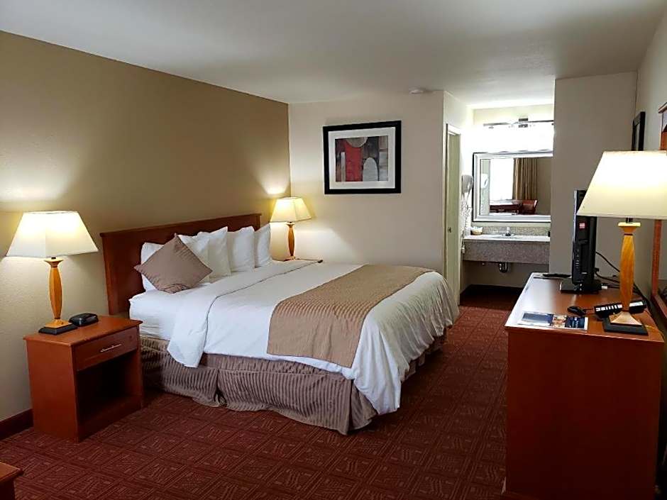Airport Inn