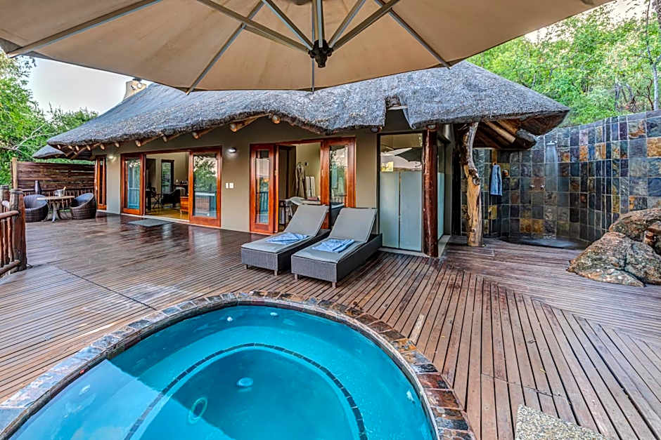 Etali Safari Lodge