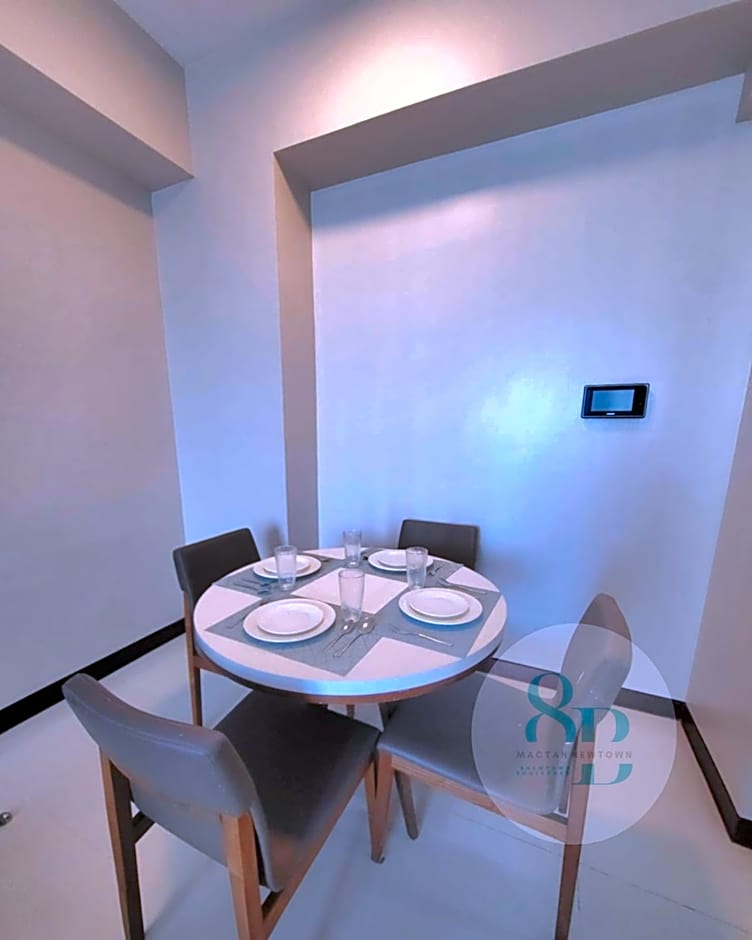 Mactan Newtown 8Newtown Boulevard Beach Condo RM6
