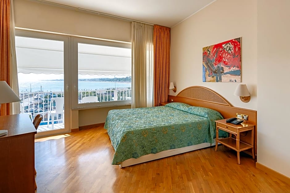 Hotel Scogliera