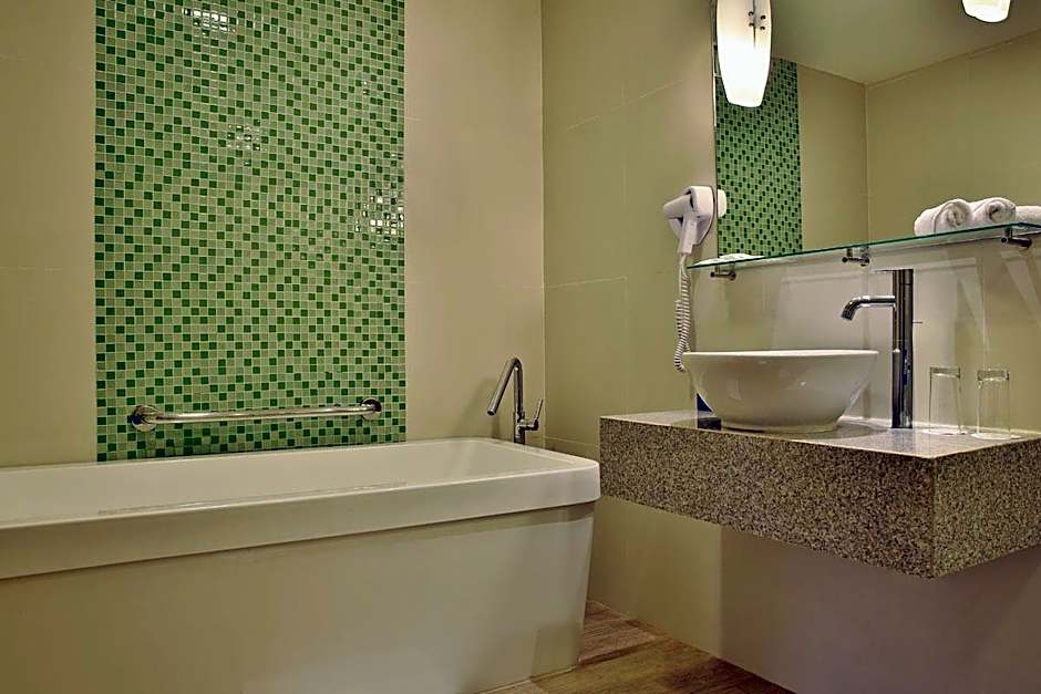 Diamond Hotel Kuta Bali