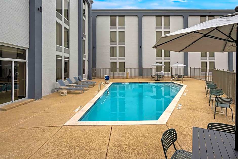 Spark by Hilton Richardson Dallas