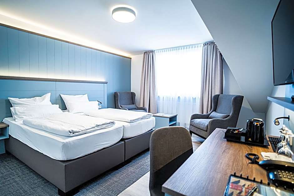 Photo 1 of 10 of Double Room