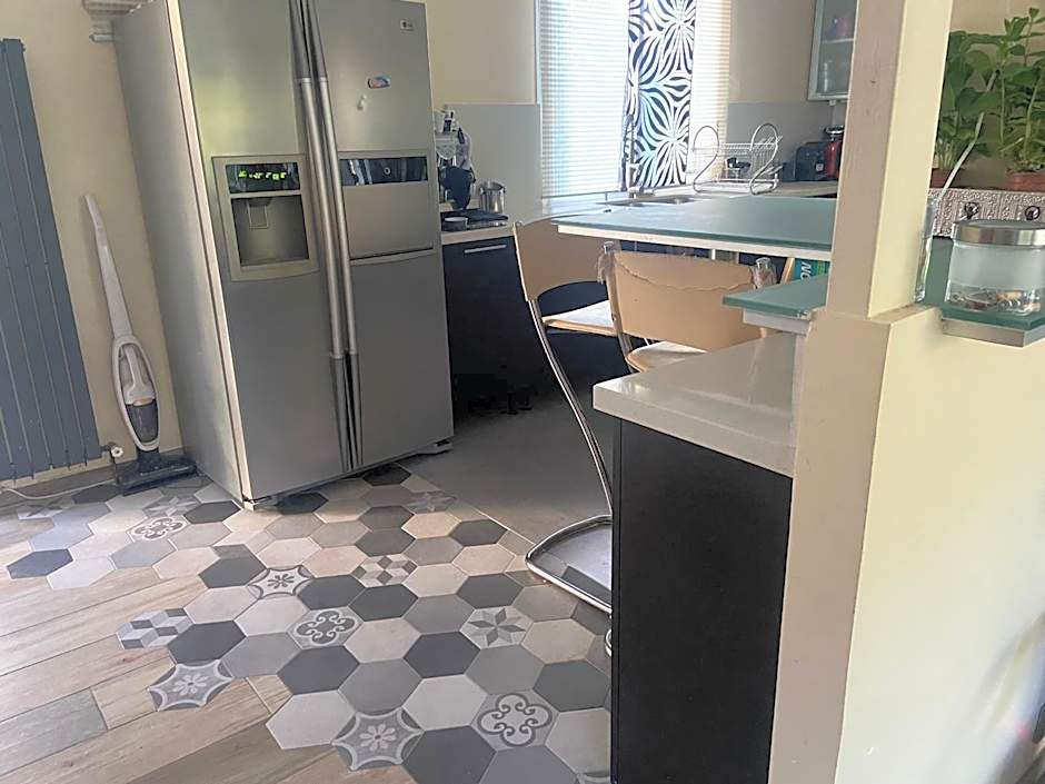 Villa verdoyante 10 min Disney, proche JO 2024