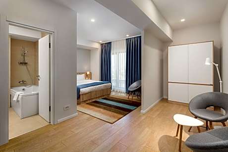 Three-Bedroom Apartment with Balcony