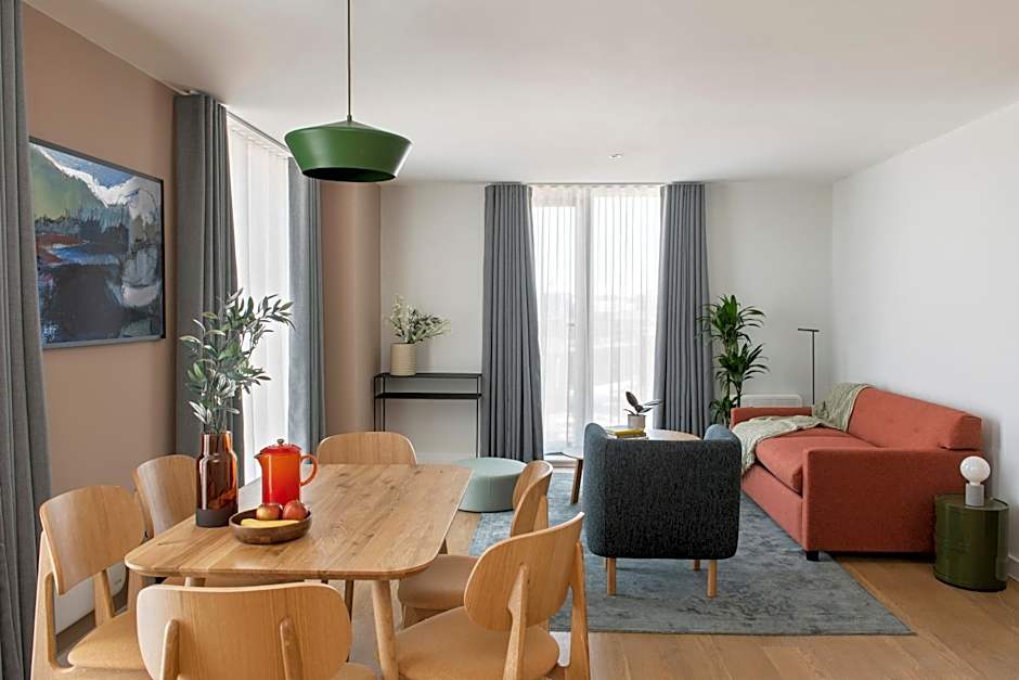 Cove Paradise Street