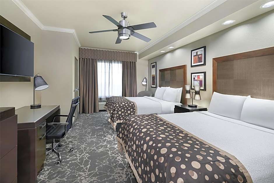 Best Western Premier Crown Chase Inn & Suites