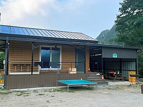 Bujeon Valley Road Hwangto Bang Villa