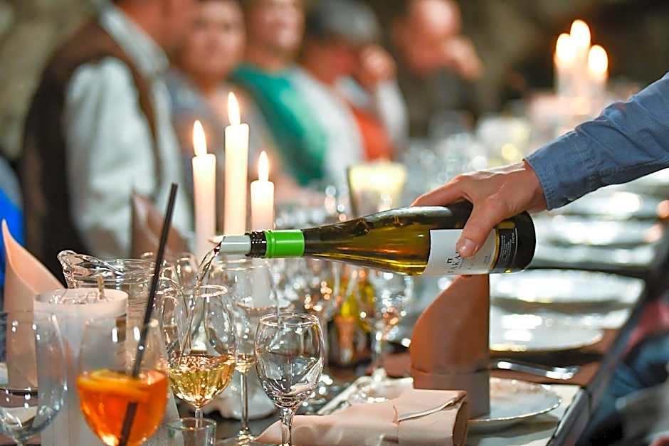 Fakapu Pince és Panzió