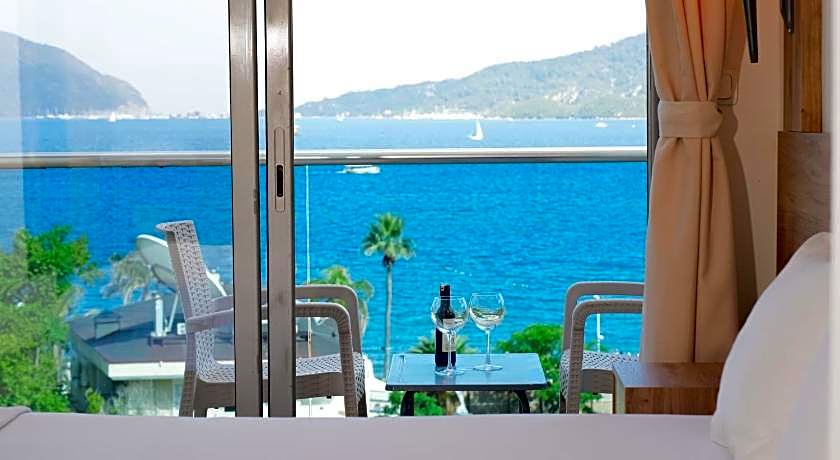 Moda Beach Hotel