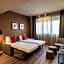 Atenea Rekord Suites