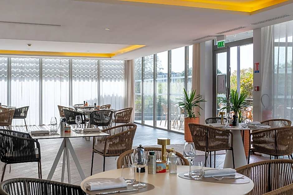 Zenitude Hotel la Valadiere, an Ascend Collection Hotel