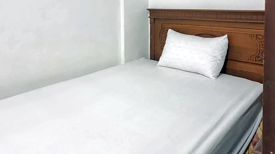 Castle Residence Syariah Redpartner – Surabaja, IL