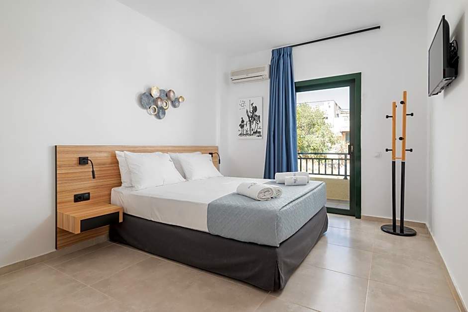 Blue Horizon Apartments