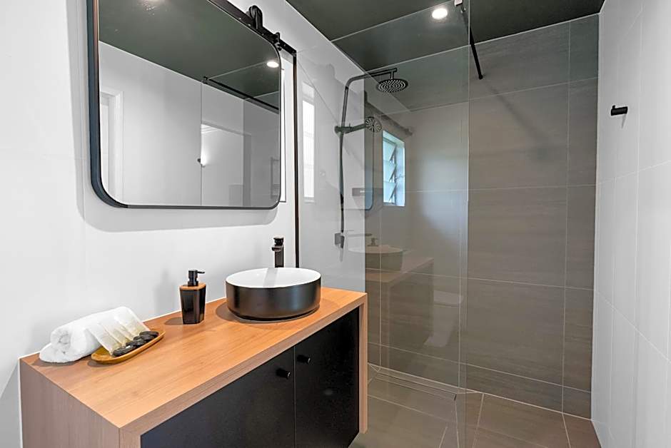 The Palms At Palm Cove