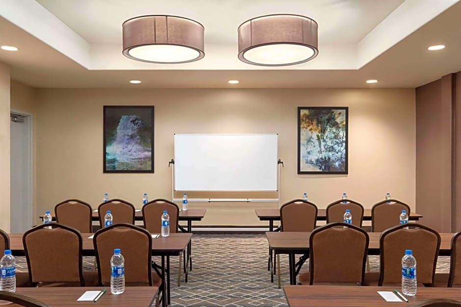 La Quinta by Wyndham Clovis CA