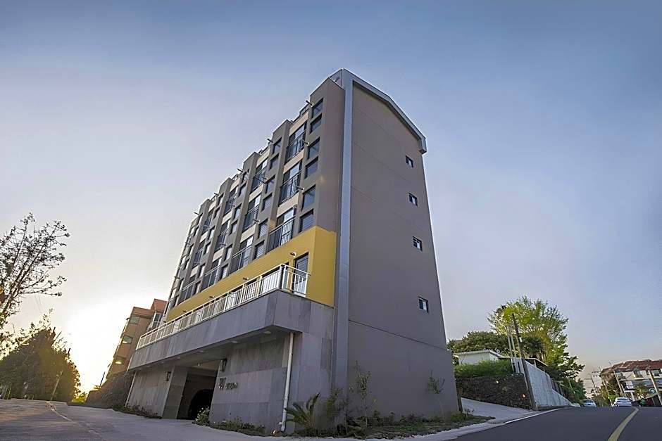 W Ocean Pension