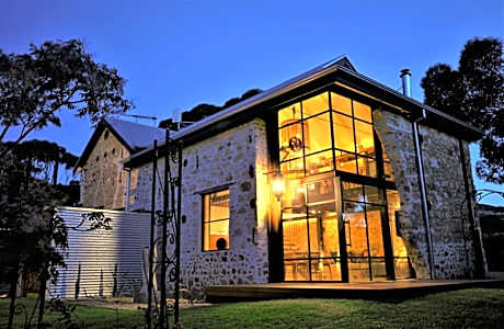 The Old Chaff Mill Organic Vineyard Retreat