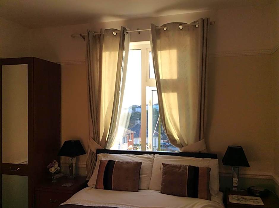 Alma Lodge Guest House