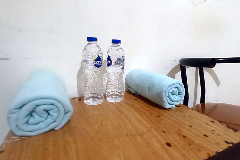 Fortuna Hotel RedPartner Near Exit Tol Paiton