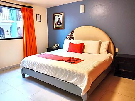 HOTEL JARDINES DEL CARMEN