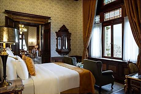 Presidential Suite with Moselle View