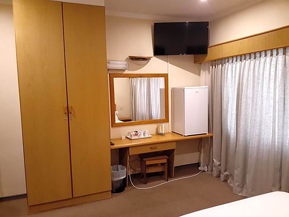 Kalahari Lodge Kimberley