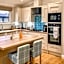 Lakeside Luxury Lodges