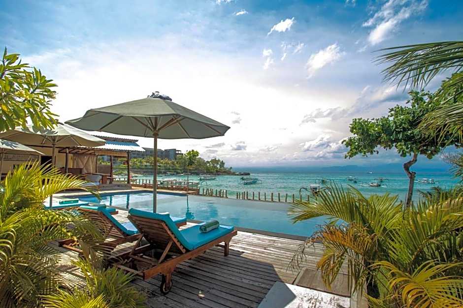D'Muncuk Huts Lembongan