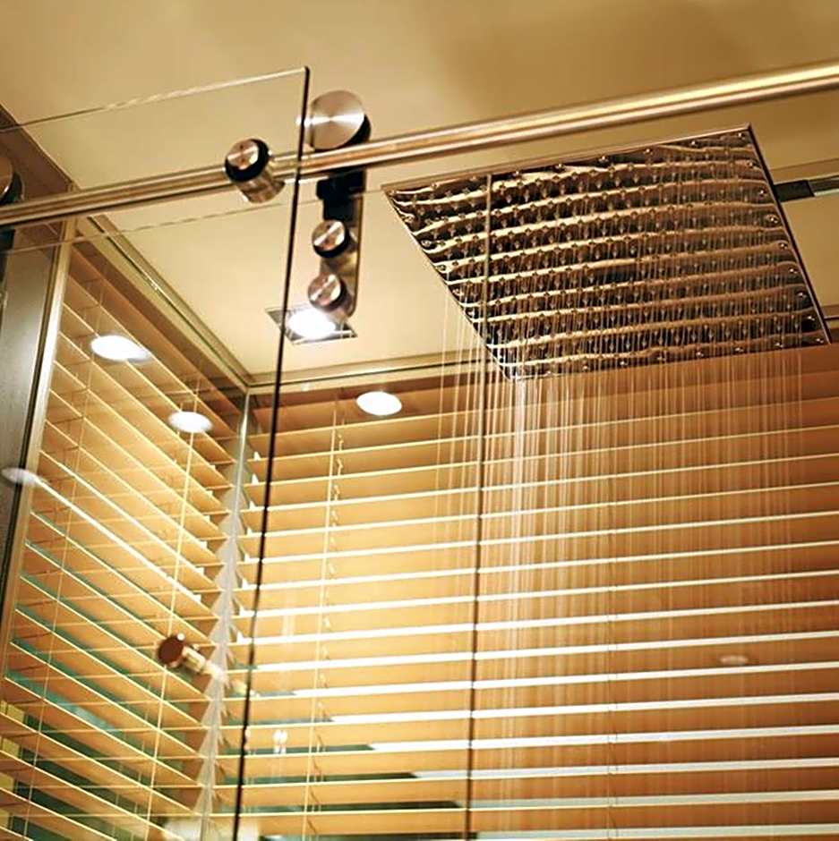 Hotel Le Germain Maple Leaf Square