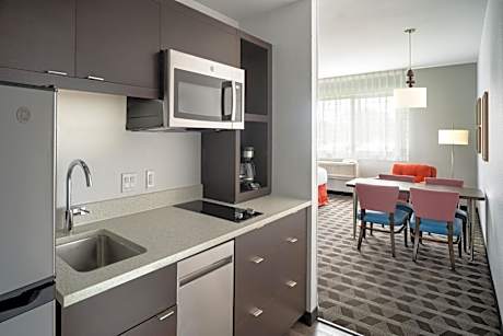 Studio Two Queens, Studio, 2 Queen (Hearing Accessible)