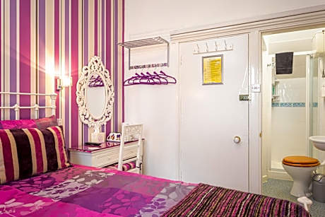 Double Room - First Floor