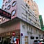 Man Va Hotel