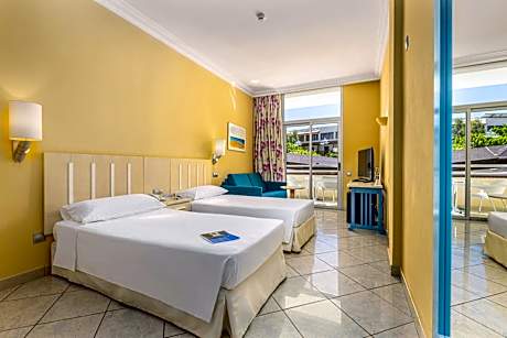 Standard Double Room with View