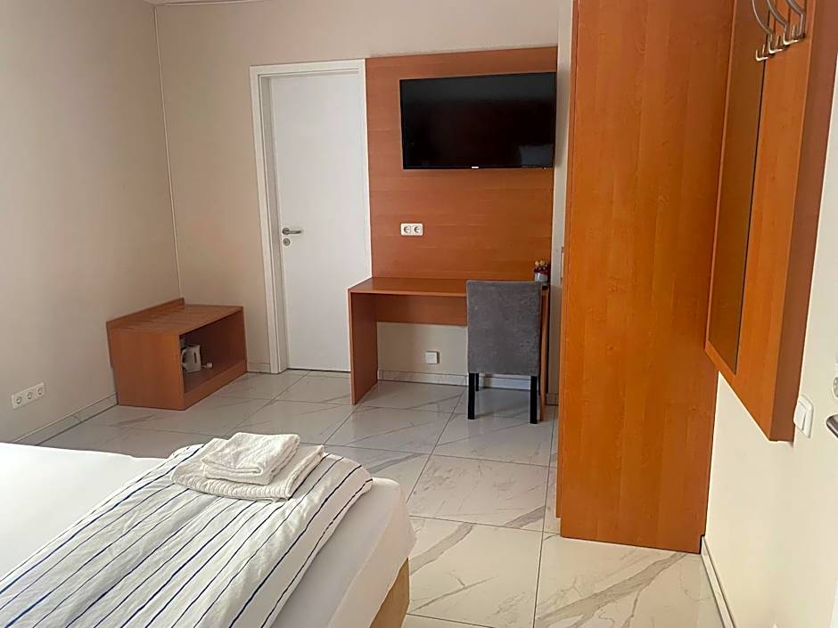 Hotel Emiliana am Bahnhof