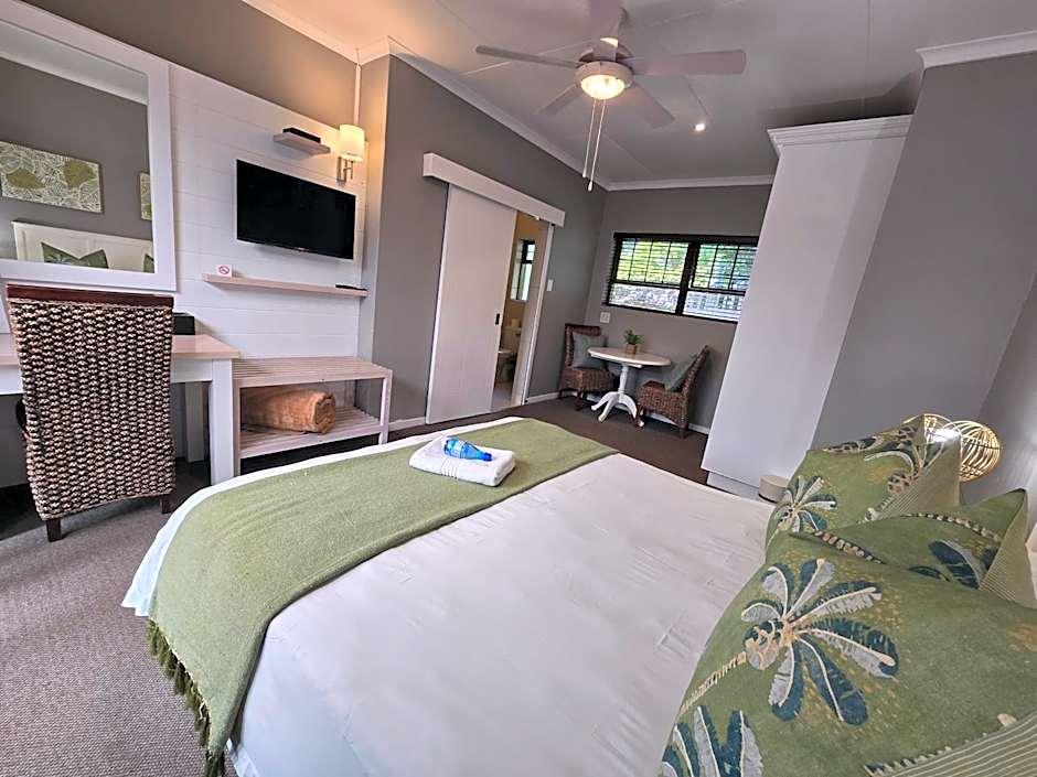 Photo 1 of 7 of Standard 1 Queen Bed