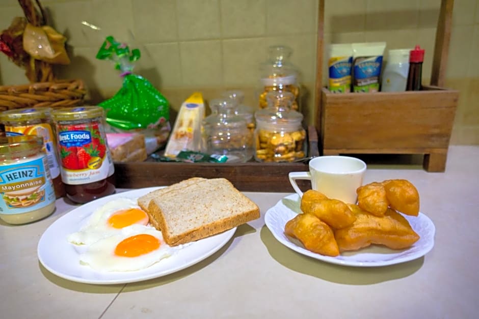 Plus Hostel Ayutthaya