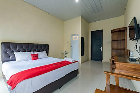 RedDoorz near Mall Boemi Kedaton 2 Lampung