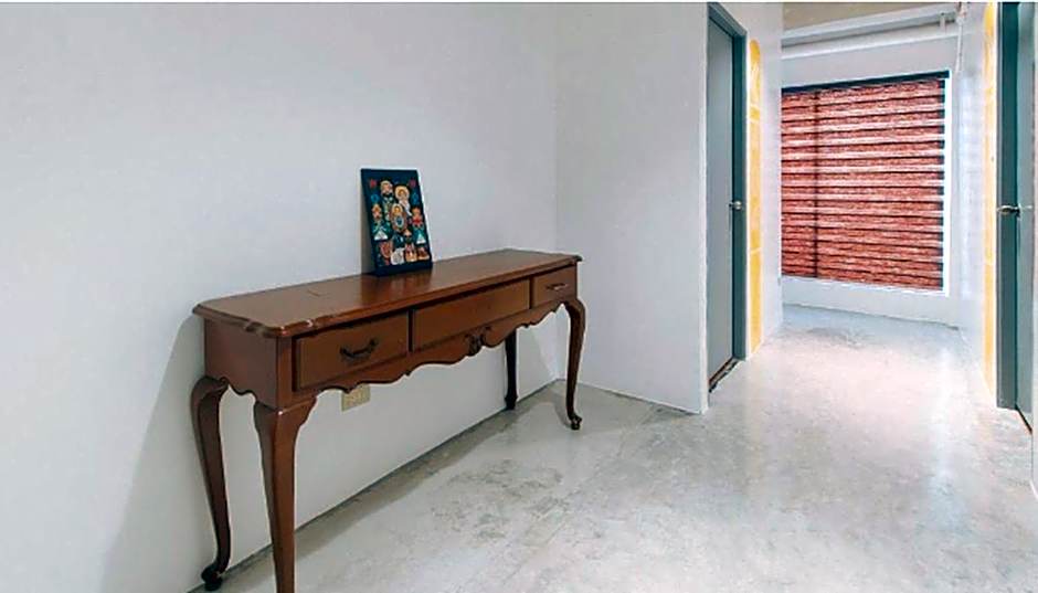 OYO 1087 Enrico's Place Kamias