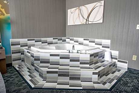 King Room with Whirlpool