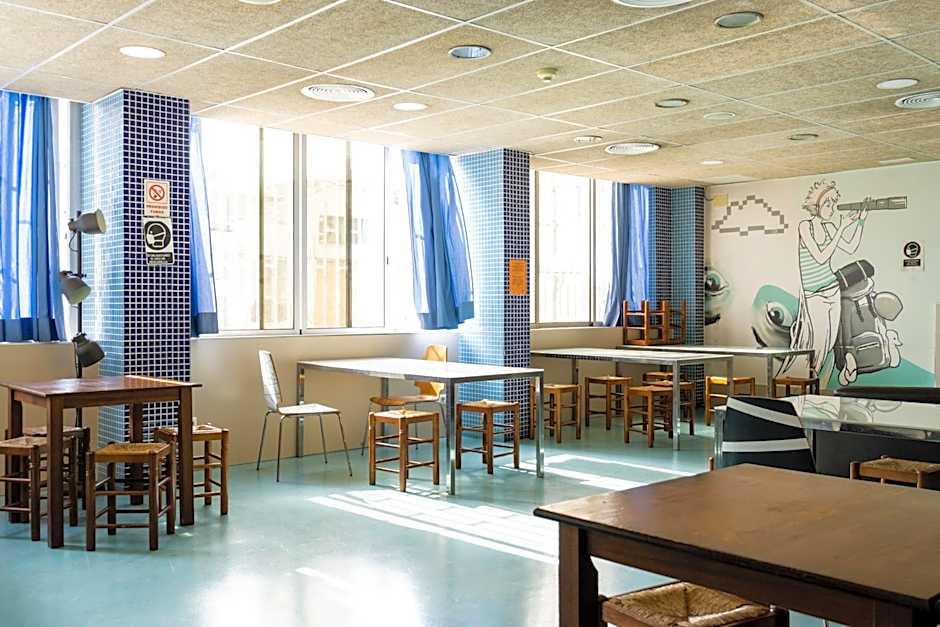 Be Dream Hostel